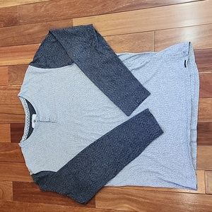 Men's size L gray long sleeve Henley shirt